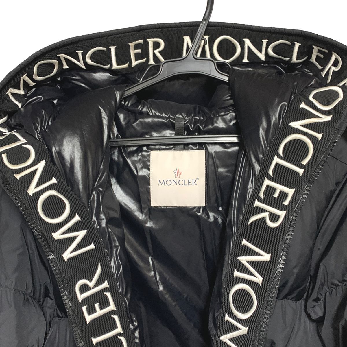 MONCLER モンクレール MONTCLA モンクラー ダウンジャケット アウター