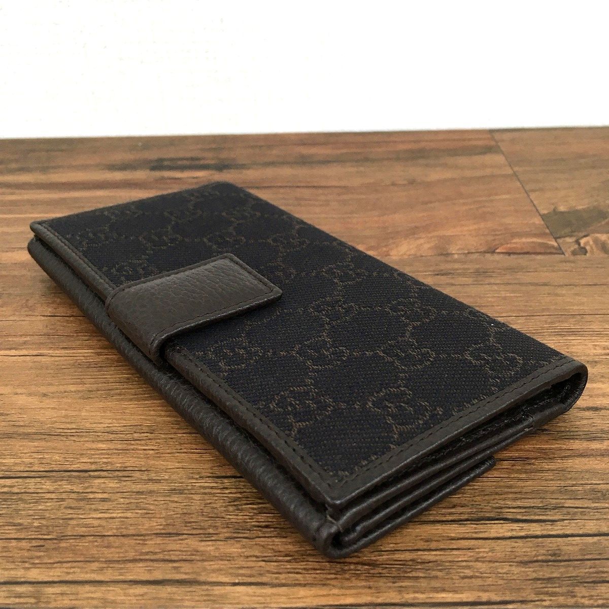 未使用品 GUCCI Wホック財布 143389 こげ茶 108-