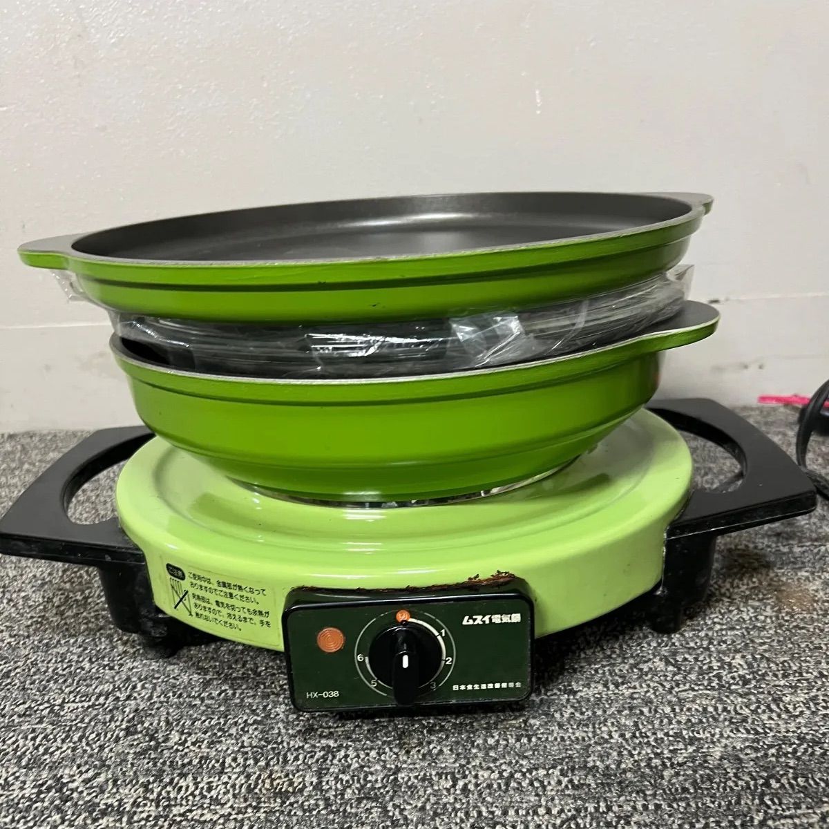 ムスイ電気鍋 昭和レトロ】ムスイ 電気鍋 HN-048 黒・緑 ムスイ製品は