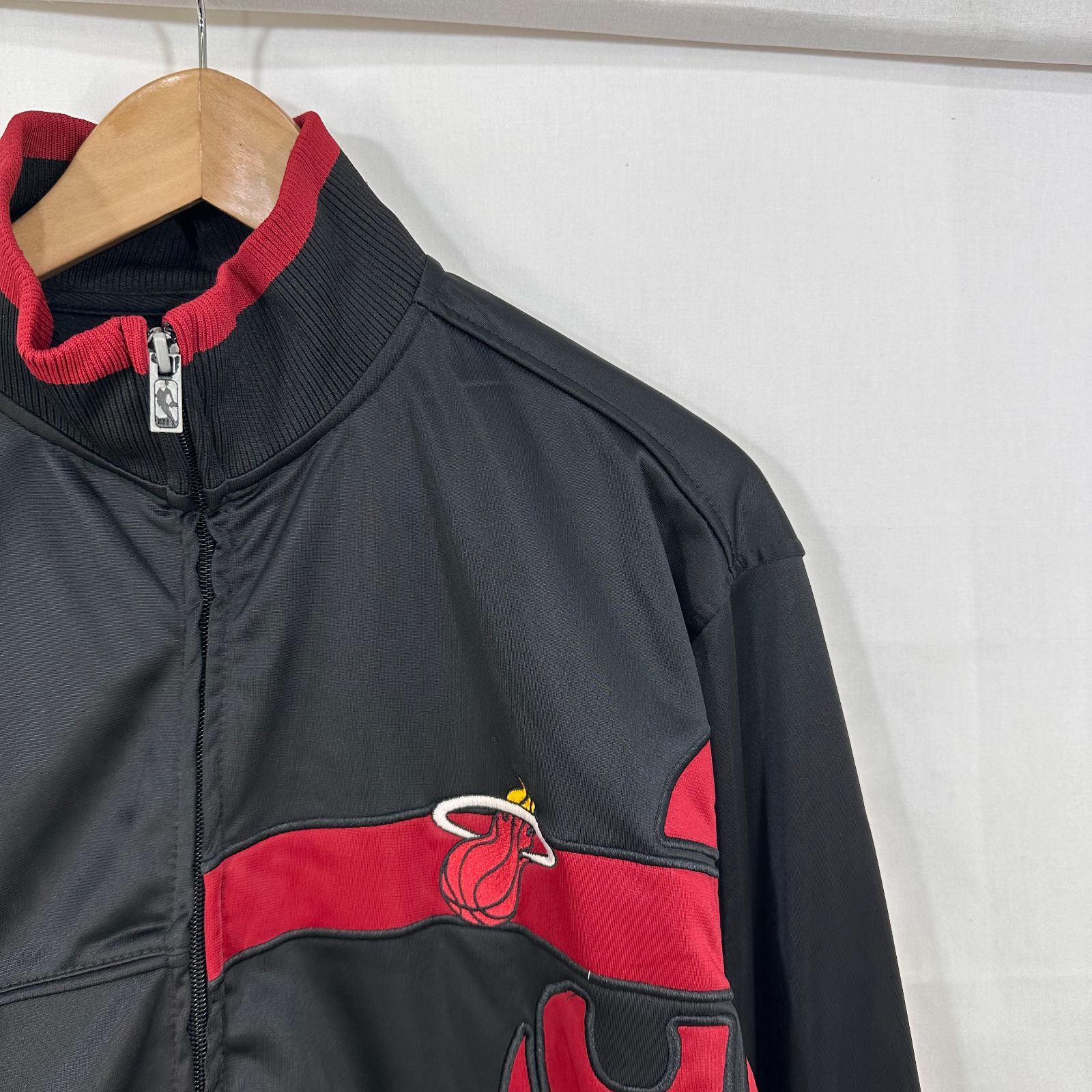 【新品】 マイアミヒート トラックジャケット ジャージ NBA NBA MIAMI HEAT マイアミ・ヒート トラックジャケット ジャージ