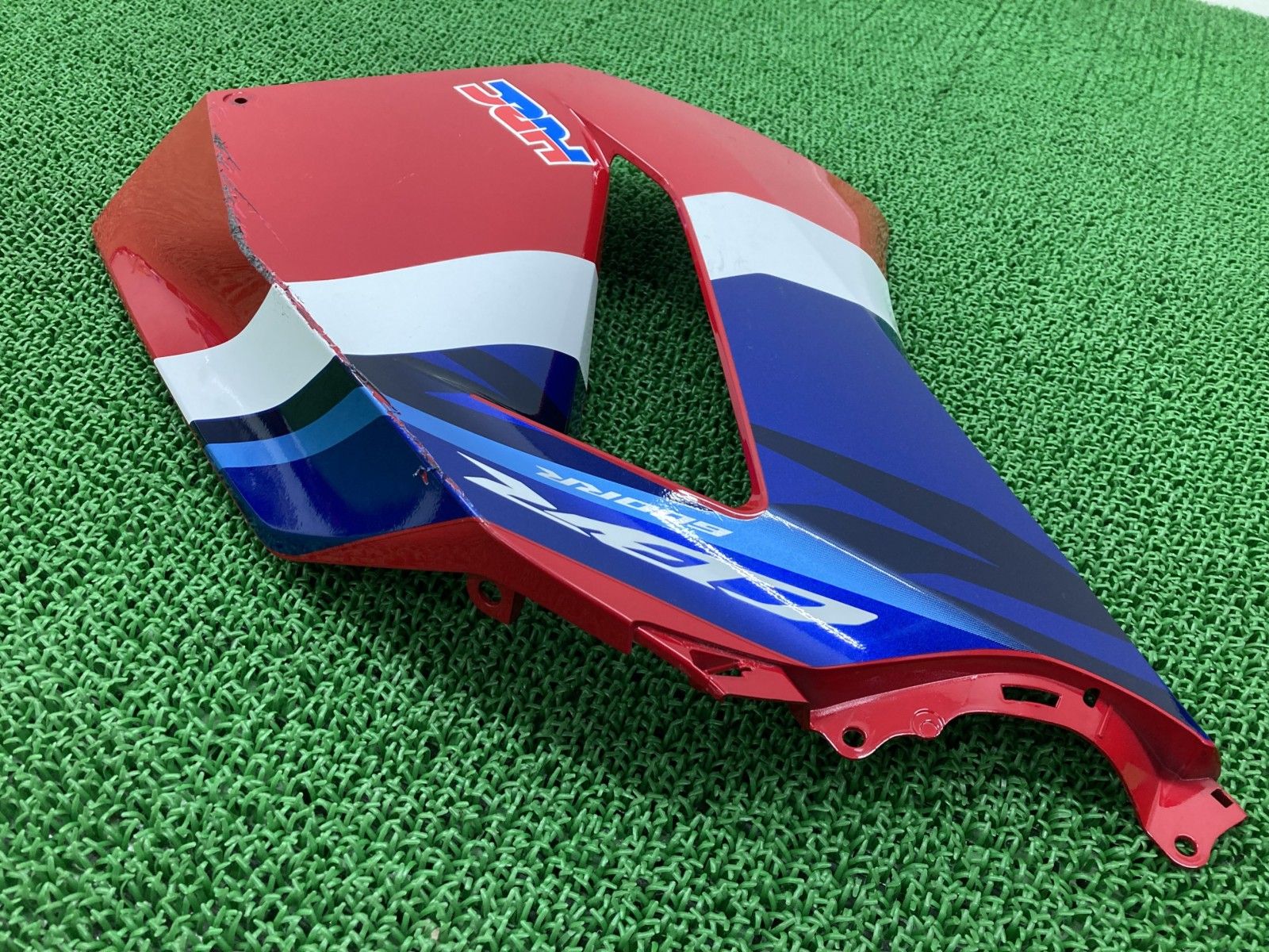 CBR600RR PC40 ミドル カウル 左 CBR600RR サイドカウル 左 赤 MKZ ホンダ 純正 バイク 部品 PC40 20年