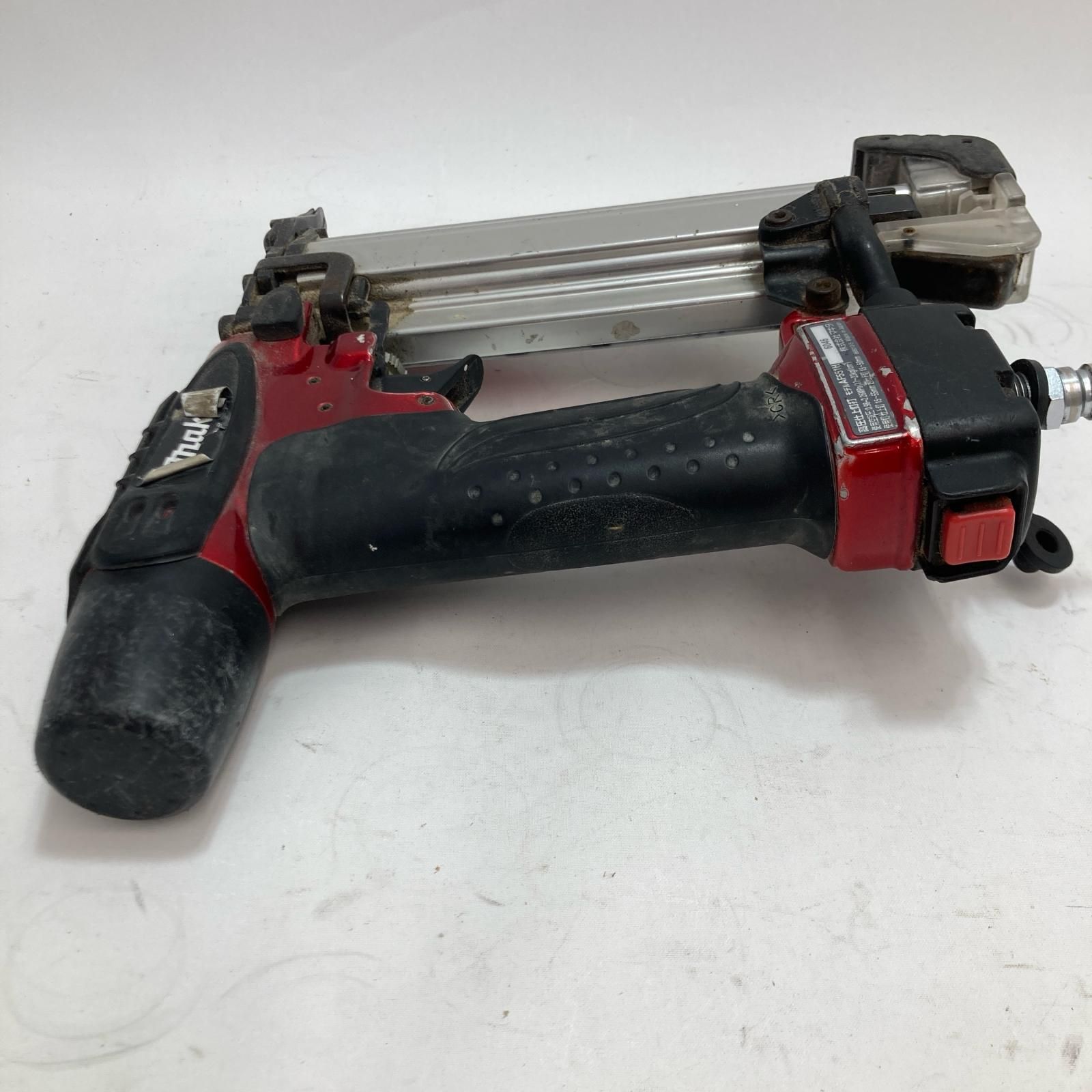 MAKITA