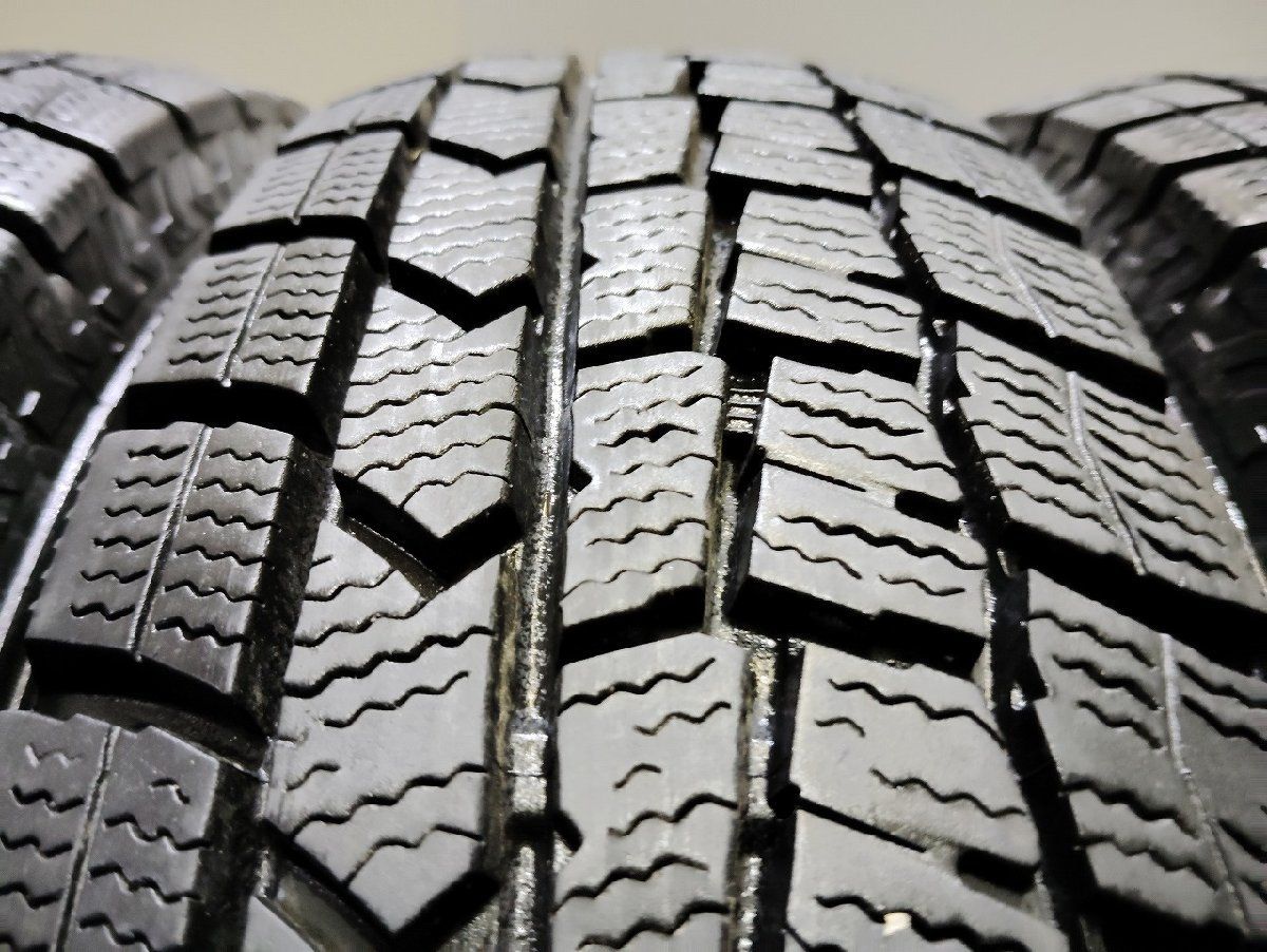 グローバル送料無料。 DUNLOP WINTER MAXX WM02 155|80R13 13インチ スタッドレス 4本 22年製 バリ溝 ヴィッツ ブーン パッソ プラッツ カローラ等 KTH402 謙虚な