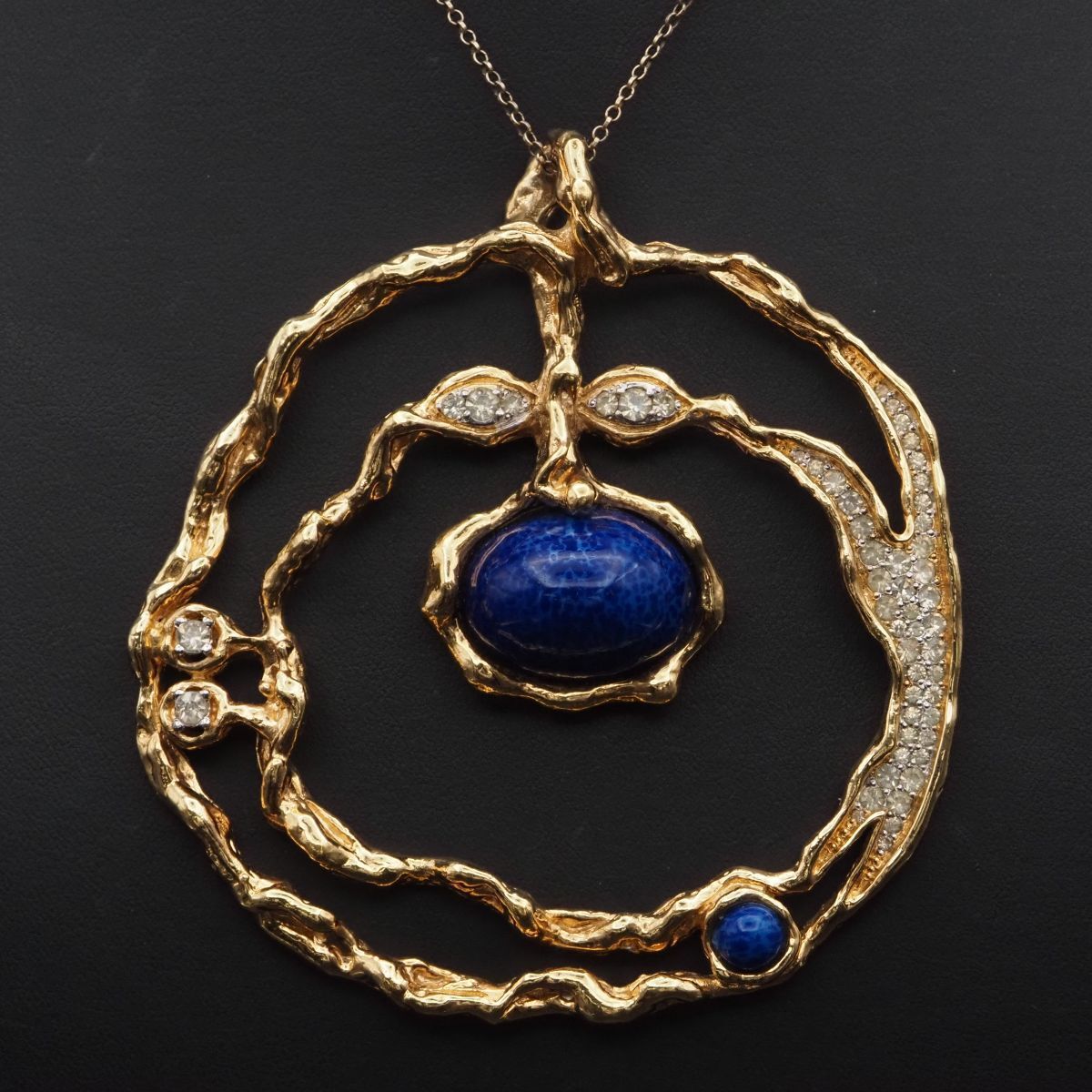 G198 特大 PANETTA パネッタ ペンダント トップ 大ぶり ブルーガラス ラインストーン ゴールド デザイン チャーム ヘッド