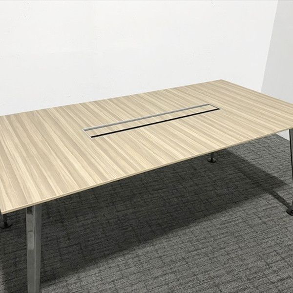 ミーティングテーブル 完成品
