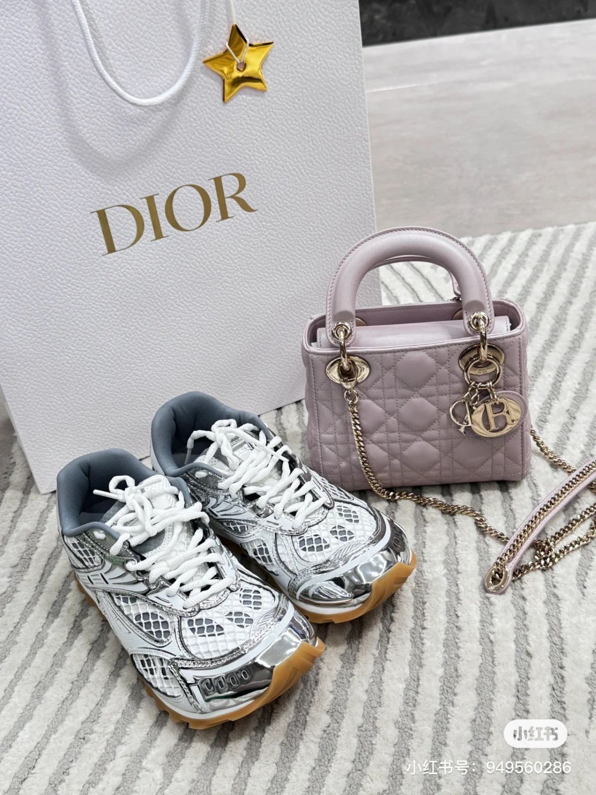 DIOR