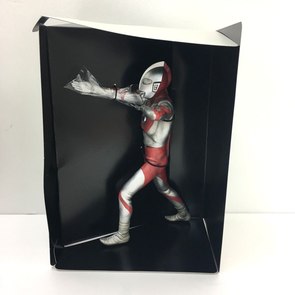 CCP 1/6 特撮シリーズ Vol.38 究極のウルトラマン(赤) ハイグレードVer.(発光キック付き) ⭐️CCP 1⁄6 特撮シリーズvol.38究極のウルトラマン 発光ギミック付⭐️