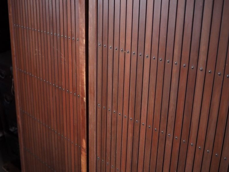 古民家の格子戸２枚セット 素材提供です 大正～昭和初期 古録展 送料無料 品番K22913