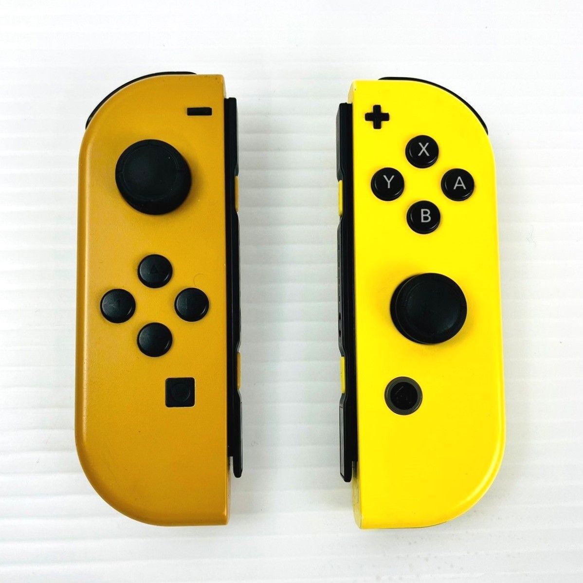 即納大得価switch joy-con (L)/(R) ピカチュウイーブイ ストラップ その他