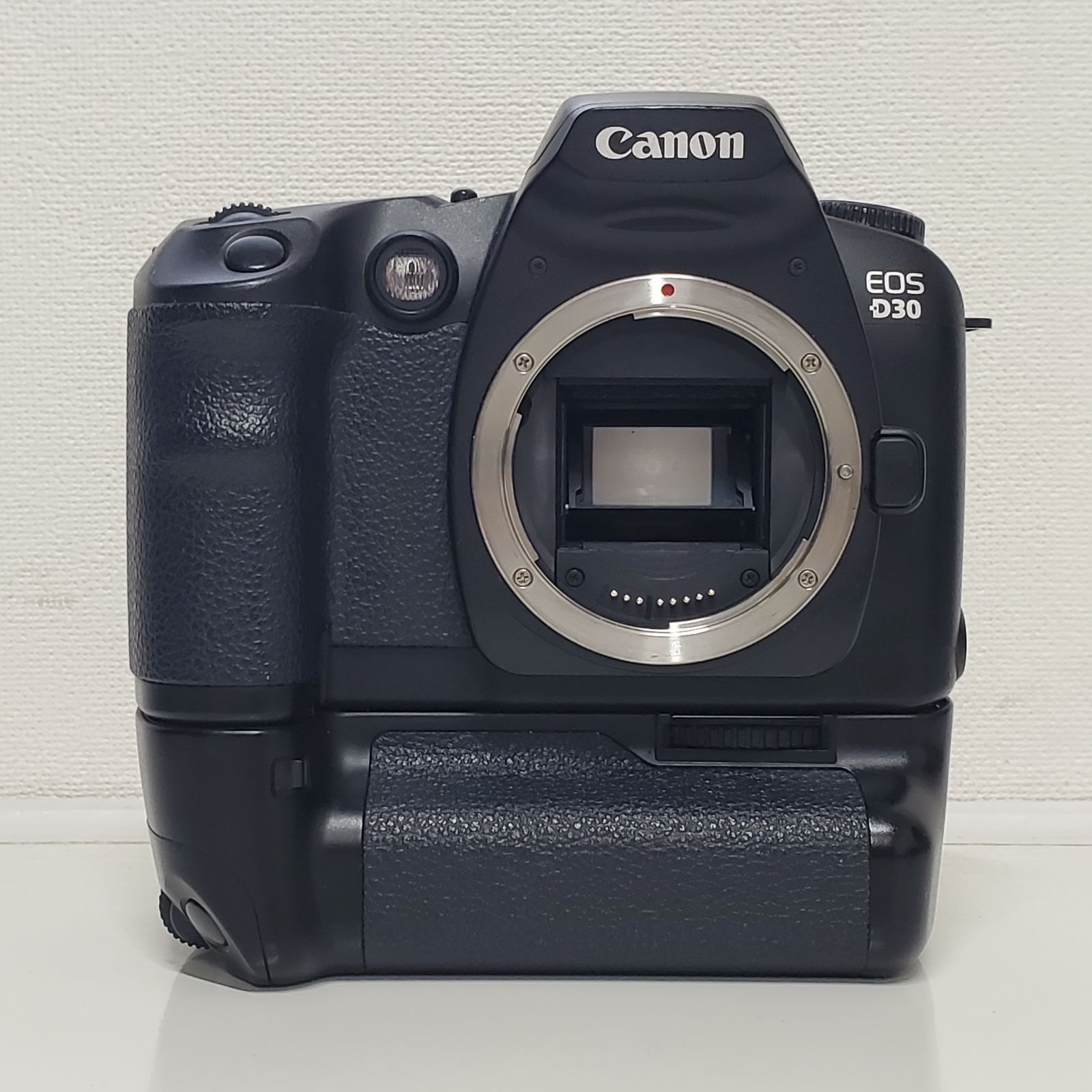 カメラ 美品 通電・基本動作確認 キャノン Canon EOS D30 イオスD30