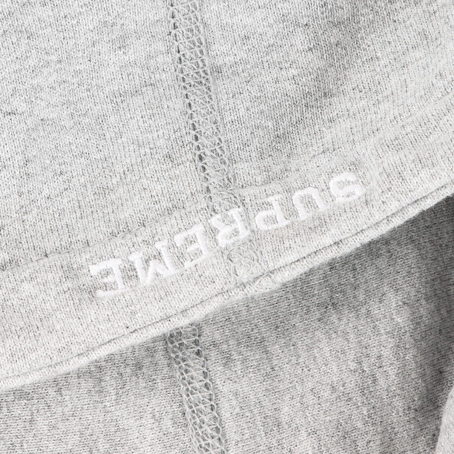 SUPREME 18AW 超貴重 スウェット プルオーバー パーカー グレー SUPREME 18AW ロゴ刺繍 スウェット プルオーバー パーカー グレー