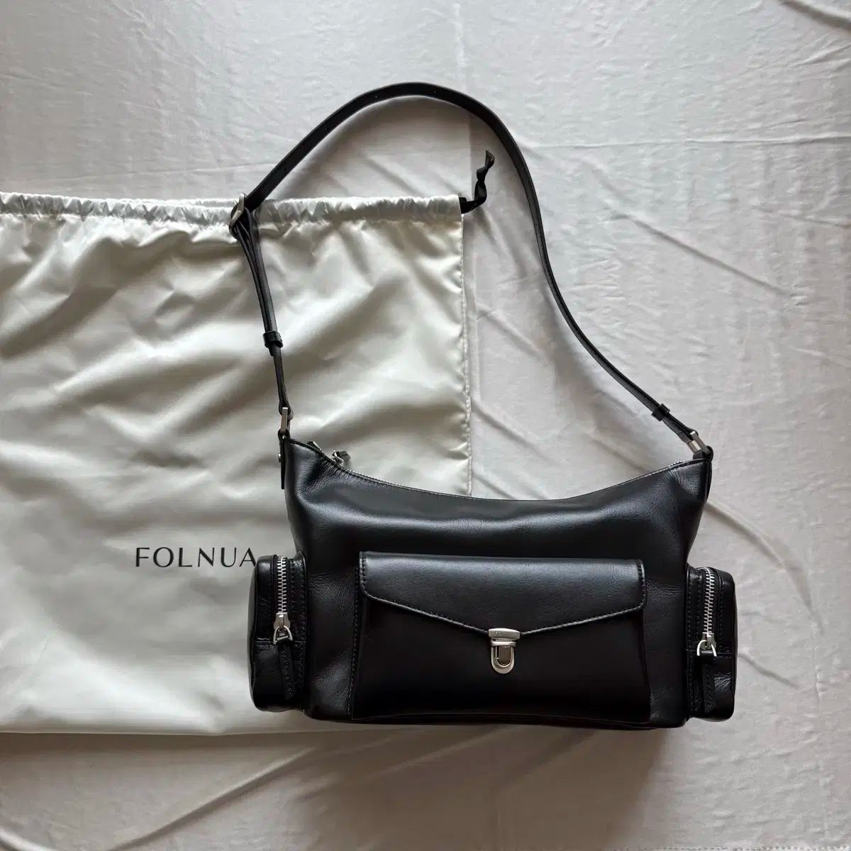 FOLNUA フォルニュア コルネバッグ