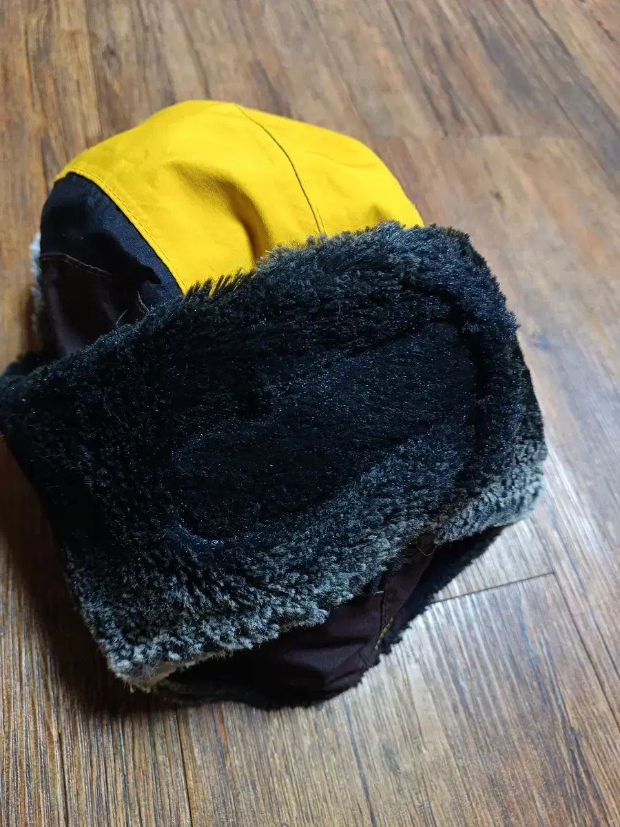 Kolon コーロン レディース GORE-TEX₍ゴアテックス イヤーイヤーハット 56