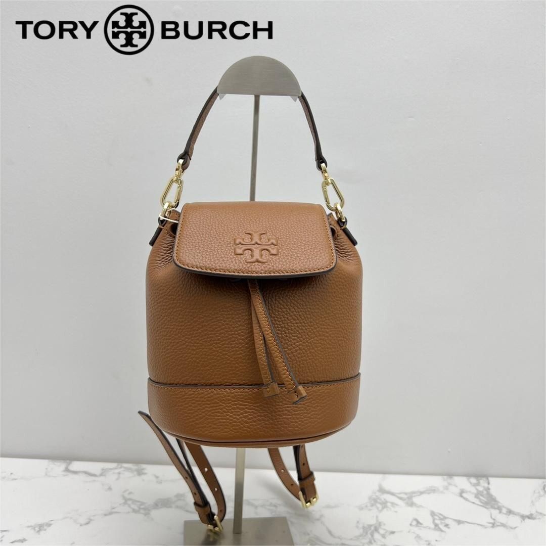 TORY BURCH THEA ミニ バックパック バケット バッグ カジュアル 旅行 3WAY レディース　多様な活用 アウトレット品 ブラウン #13740