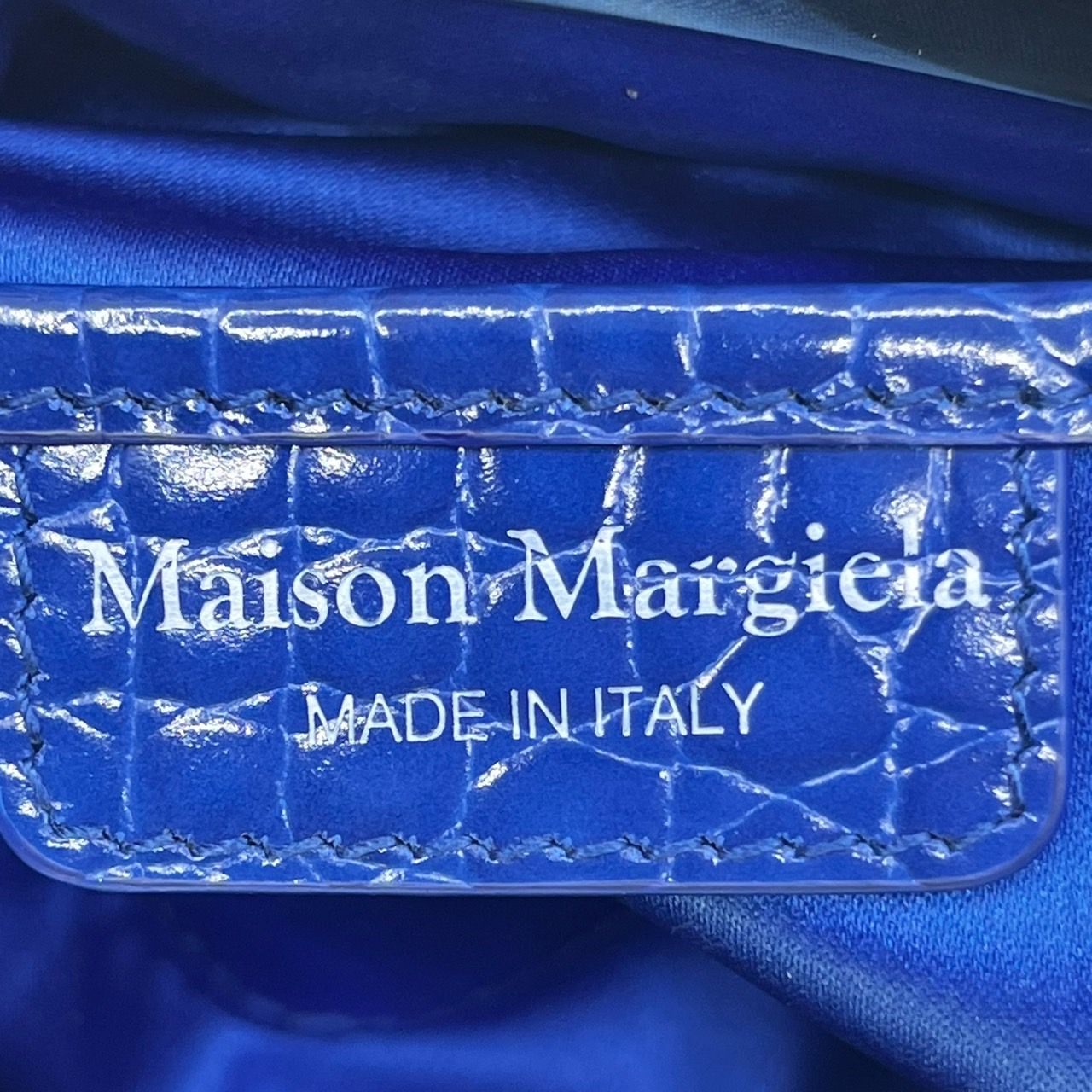 MAISON MARGIELA(メゾンマルジェラ) One-shoulder bag with embossed