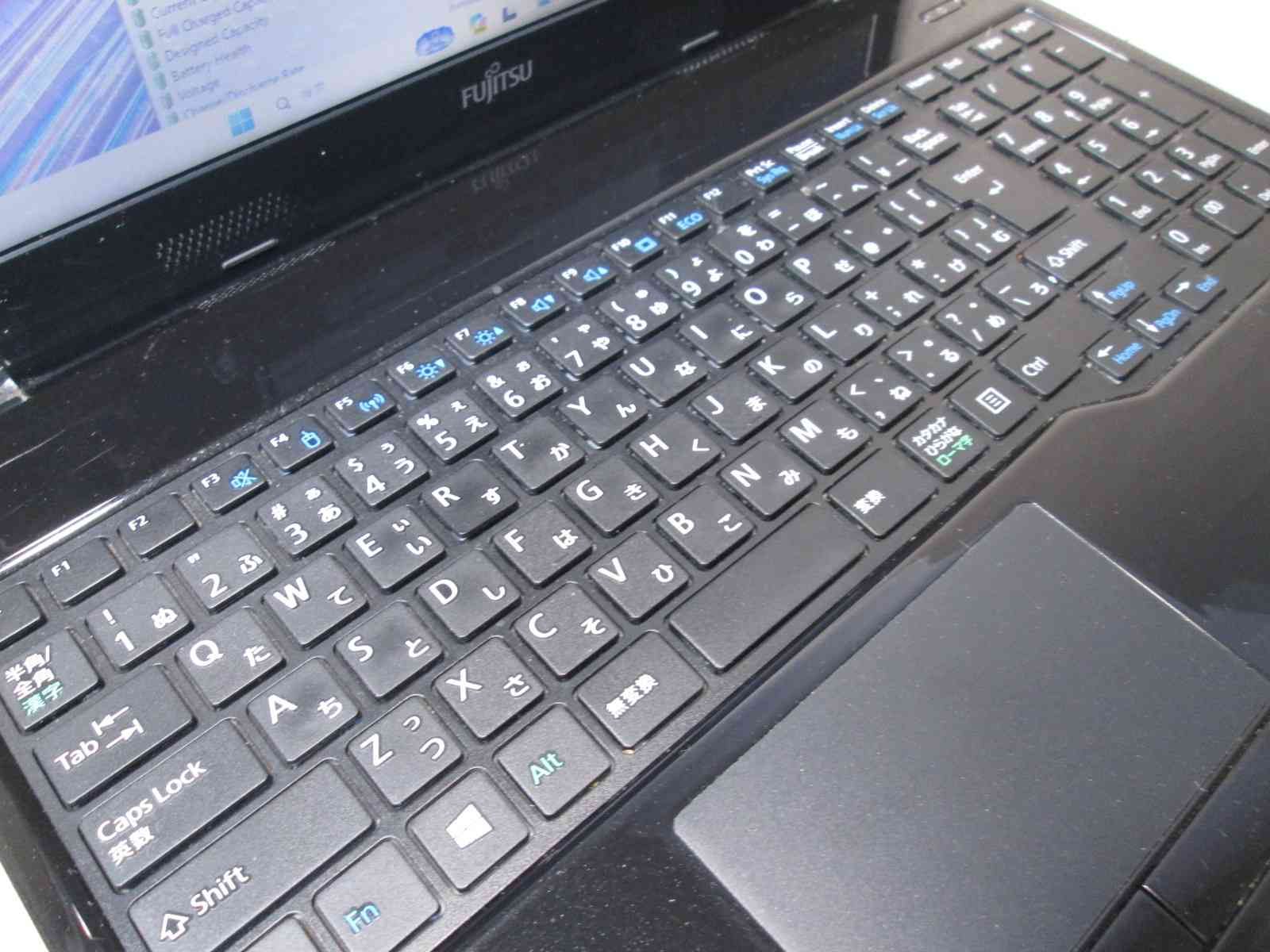富士通 FMV LIFEBOOK AH41/C3【SSD搭載】 AMD E2-9000 1.8GHz