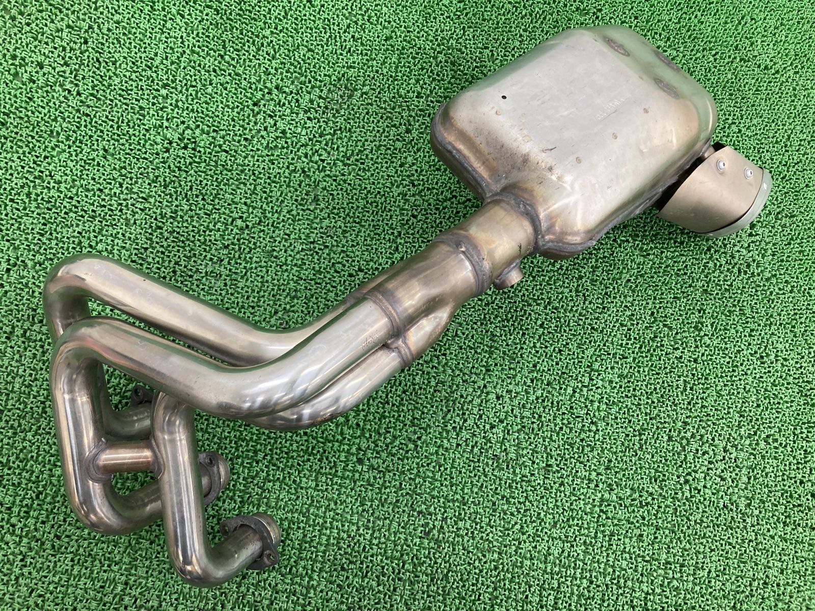 MT-09トレーサー マフラー 2PP4 ヤマハ 純正 中古 バイク 部品 22216464