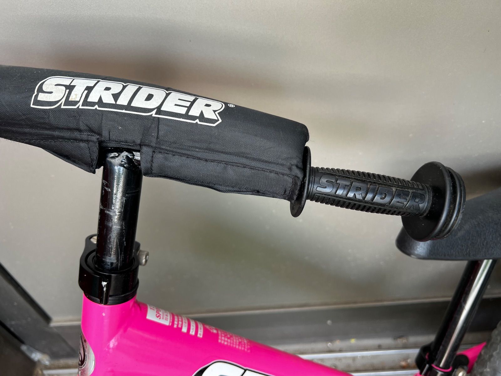 ストライダー STRIDER アメリカモデル 12インチ キックバイク ピンク