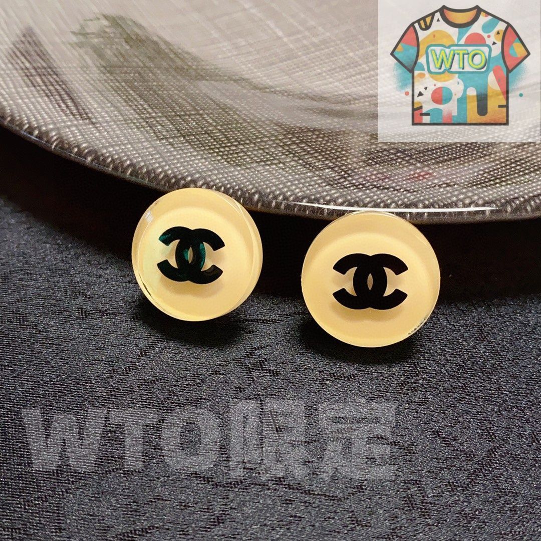 CHANEL ピアス 片耳 ユニセックス 今日WTO】CHANEL 小香風 非