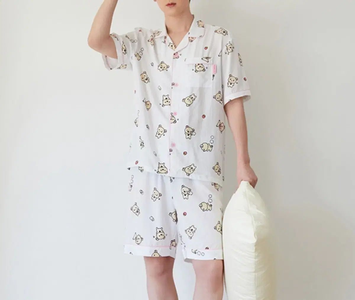 未開封 スパオ クマリラックマ WH パジャマ XL