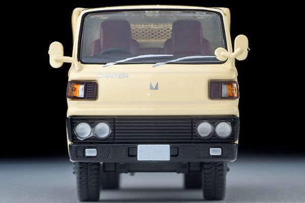 トミカ黒箱41トヨタハイエース冷凍車(日本製) トミカ黒箱41