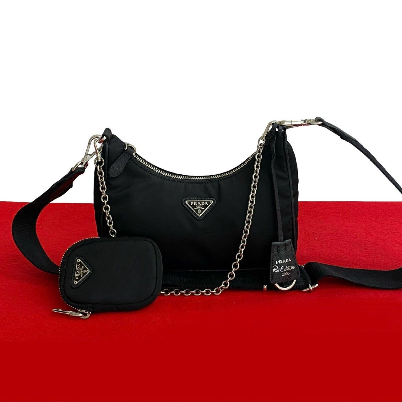 極 美品 PRADA プラダ Re-Edition 三角ロゴ 金具 ナイロン