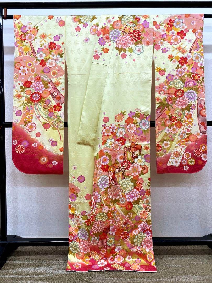 振袖 豪華 刺繍 金彩 紋意匠 身丈 163cm 撥水加工済 MO2922 - メルカリ