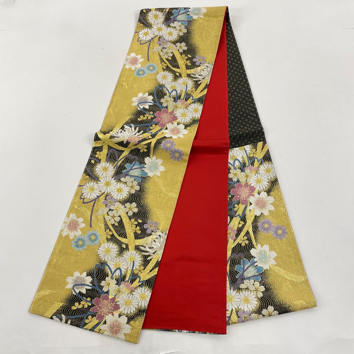 振袖 身丈164cm 裄丈69.5cm L 袷 蝶 花丸文 刺繍 金銀糸 赤 正絹 美品 秀品 中古 振袖 身丈164cm 裄丈69.5cm L 袷 蝶 花丸文 刺繍 金銀糸 赤