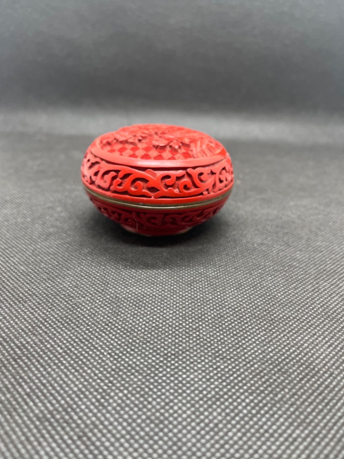 中国 倣定窯 白磁印泥盒 香合 蓋物 則巳扁識箱 C 971（彫刻硯