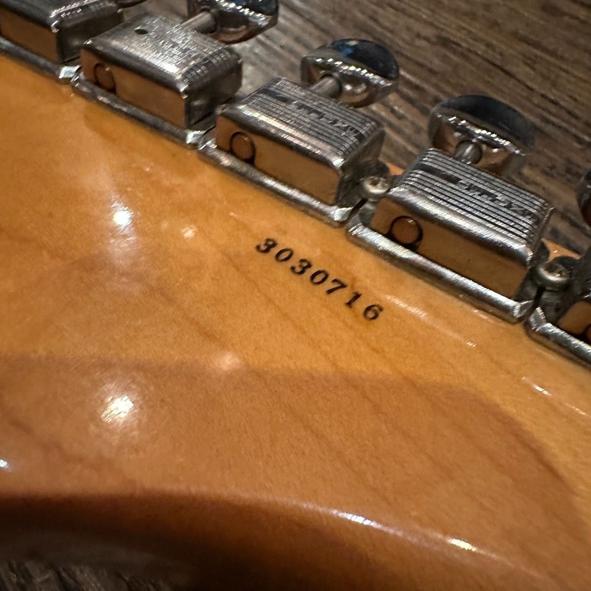 2.11迄　Tokai VX-80 最上位グレード 日本製 Tokai VX-65 1980年代 Electric Guitar エレキギター トーカイ - メルカリ
