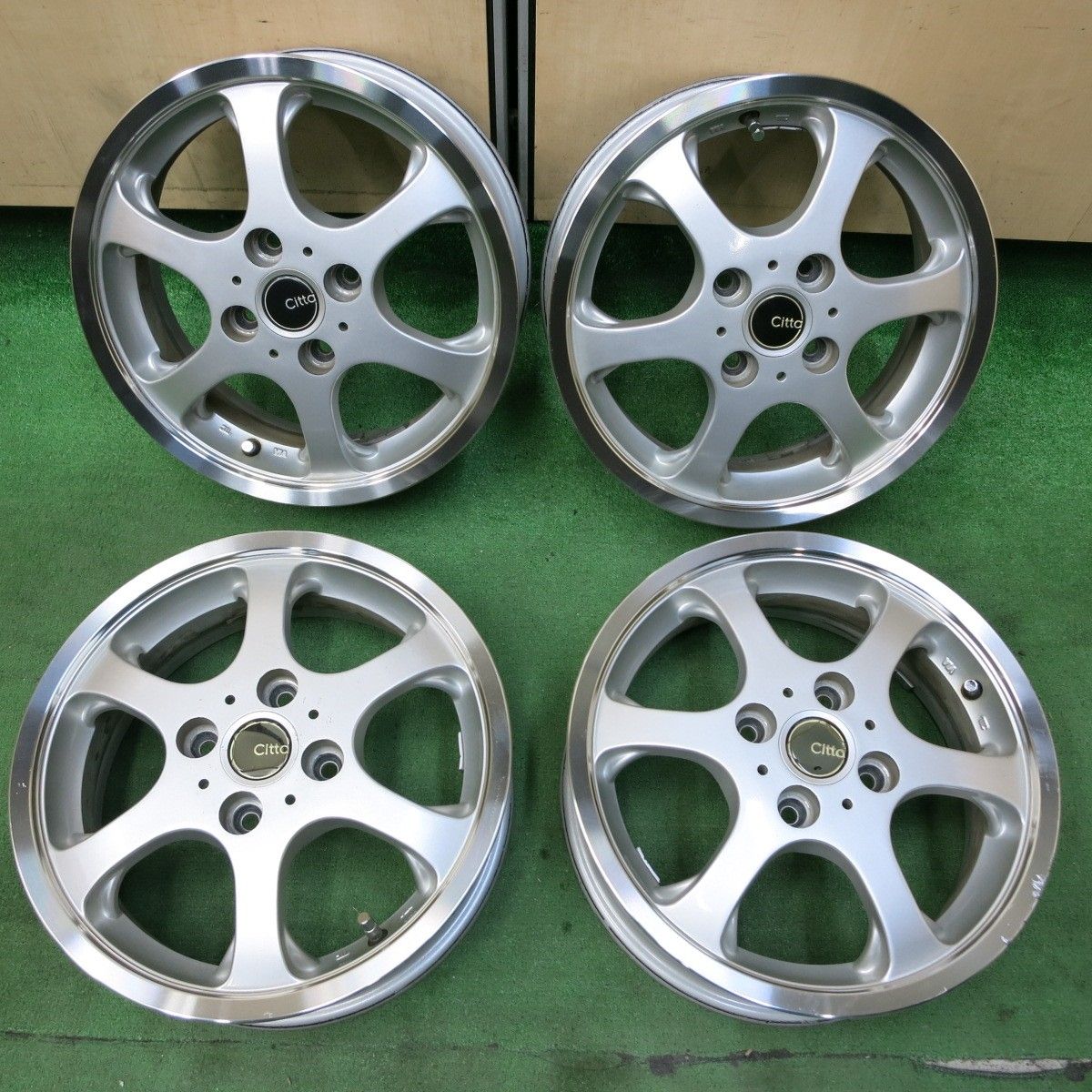 *送料無料* キレイCitta 14インチ 社外 アルミ ホイール 14×5J PCD100/4H4090502SYホ
