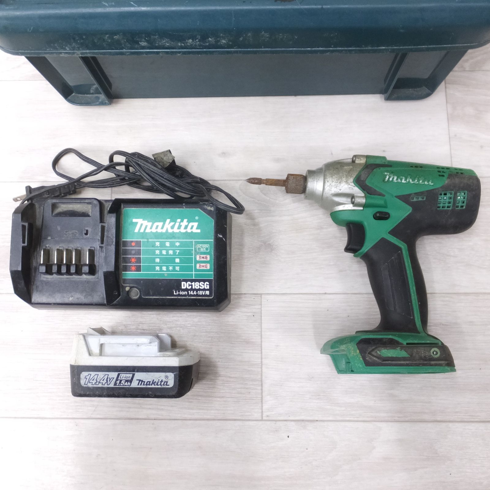 マキタ インパクトレンチ 14.4V バッテリー付