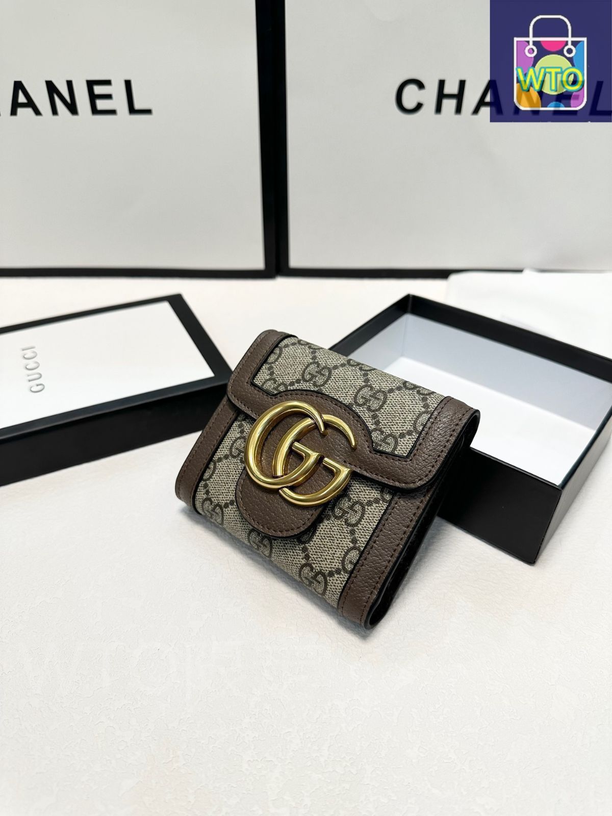 グッチ ショート三つ折りウォレットシリーズ