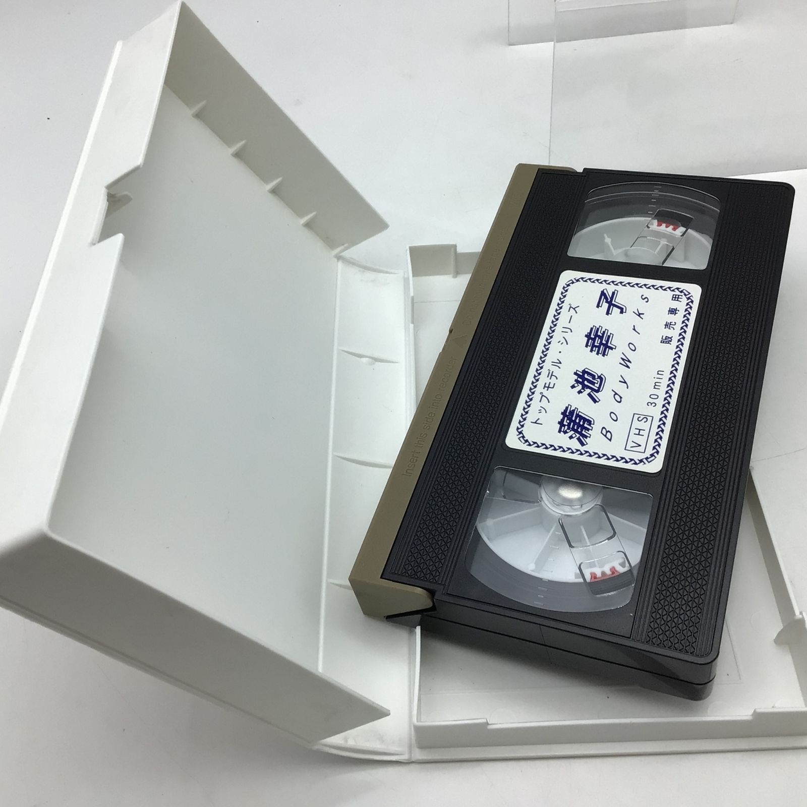 Amazon.co.jp: ◇ 蒲池幸子 坂井泉水ZARD Body Works VHS : おもちゃ