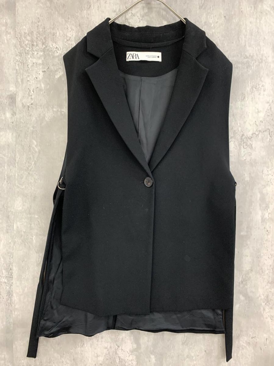 新品 ZARA ザラ スリットベスト ジレ サイドベルト 黒 ZARA ザラ サイドスリット入りベスト ジレ - メルカリ