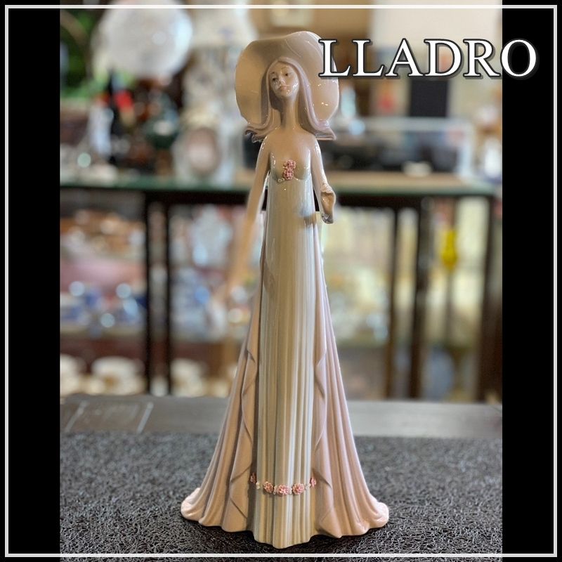 リアドロ LLADRO ビアリッツの貴婦人 Dama Biarritz DAISA 人形 置物 スペイン製 西洋人形 帽子 花 女性 陶器  ME0306-1