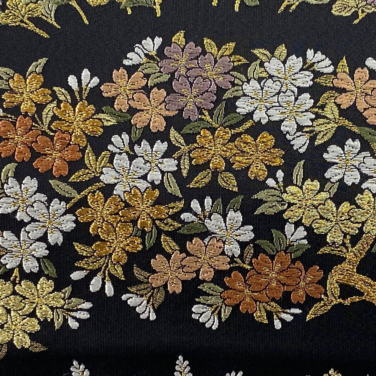 袋帯　金糸／銀糸 菊花刺繍 袋帯 美品 秀品 菊 草花 金銀糸 刺繍 クリーム 六通 正絹 【中古