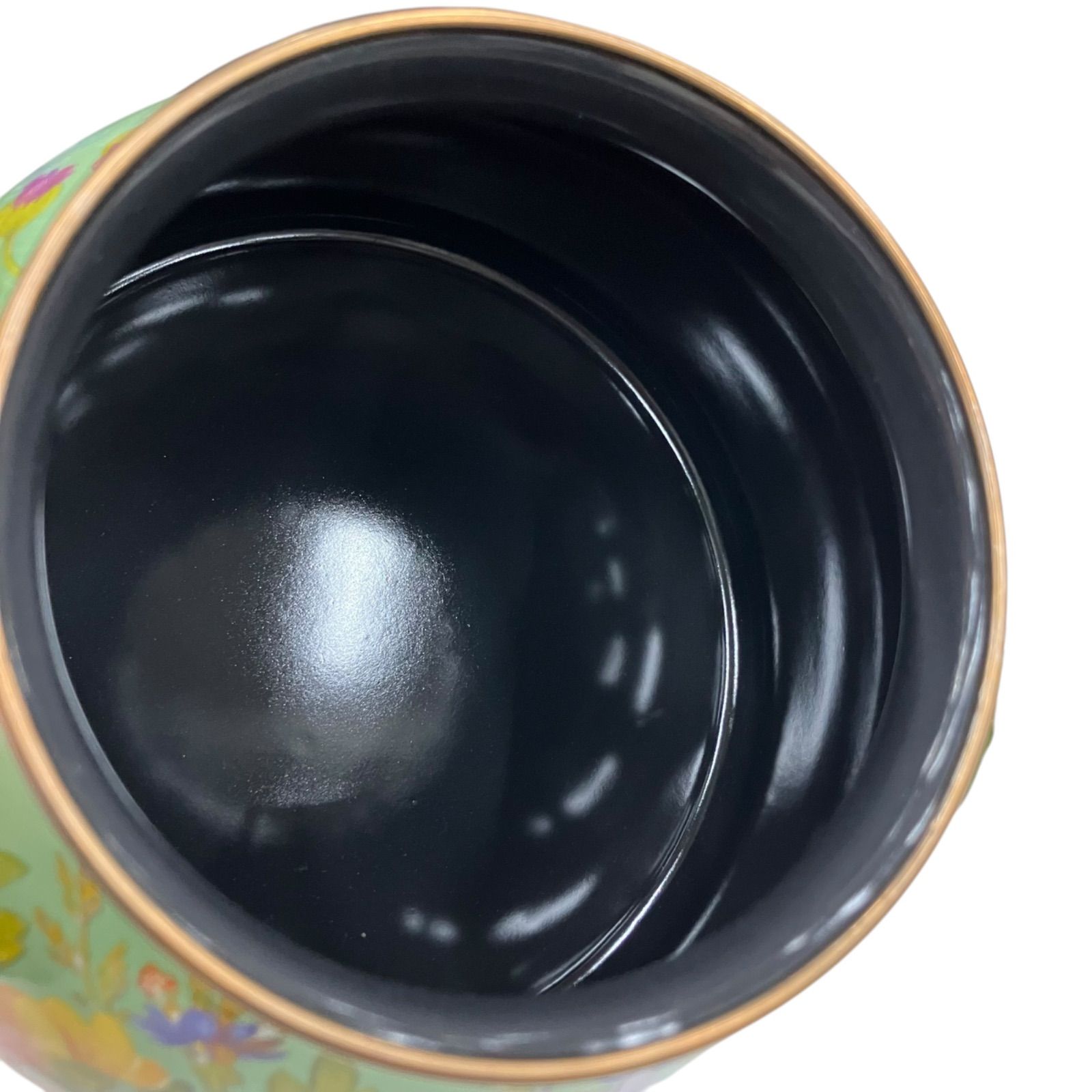 Enameled tea