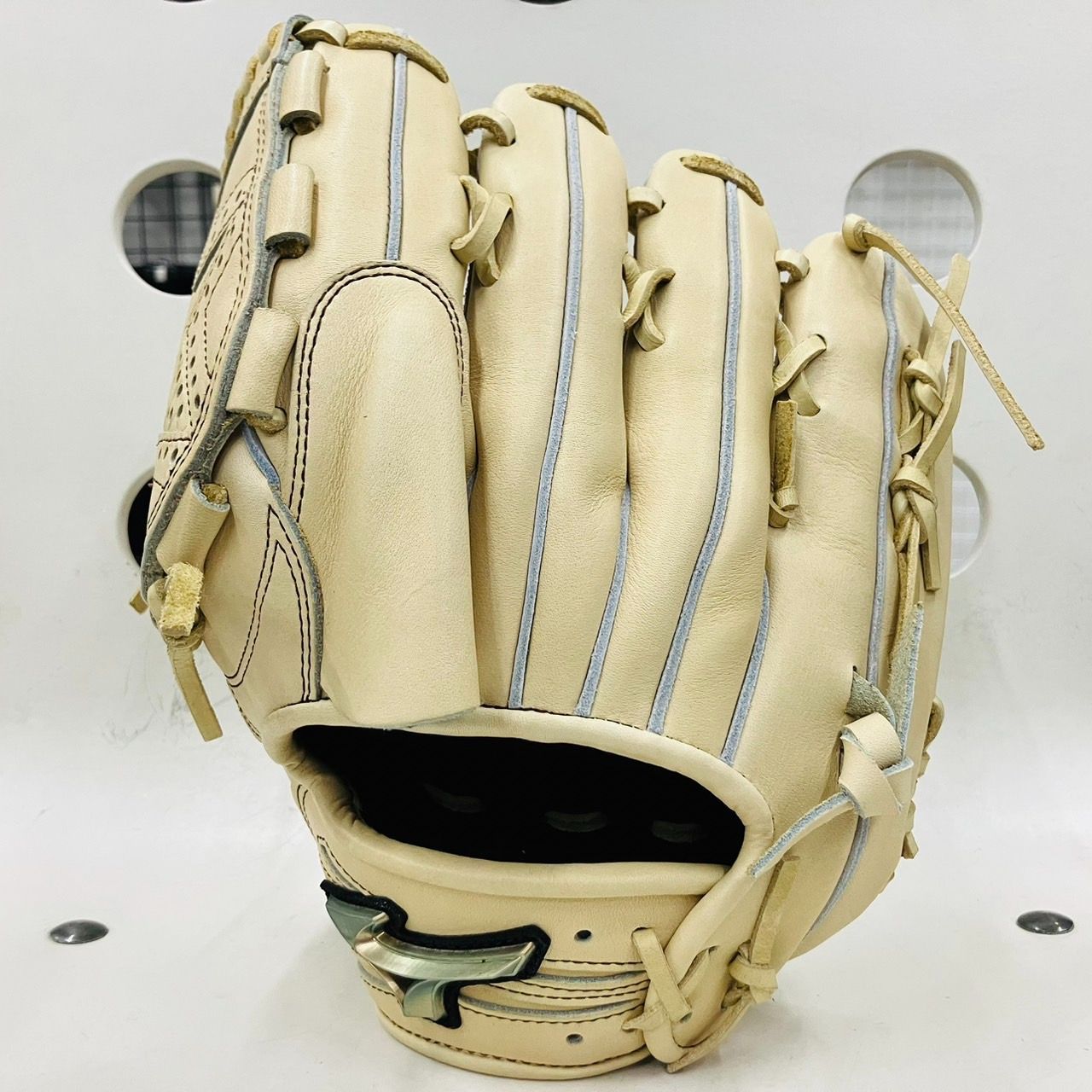 新着20%Off 早川グローブ MAX GLOVE HAYAKAWA 軟式 投手用 - 野球