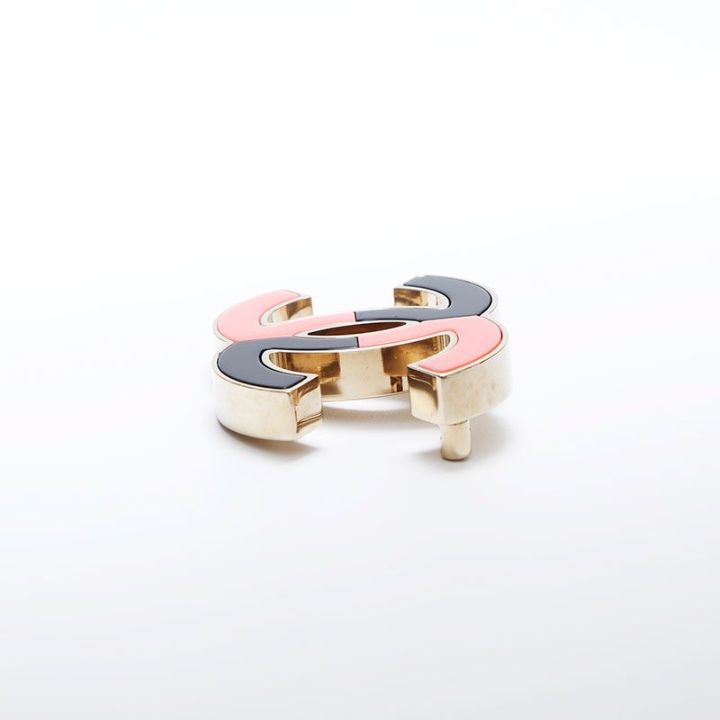 【バイカラーデザイン】CHANEL ブローチ org.jpg