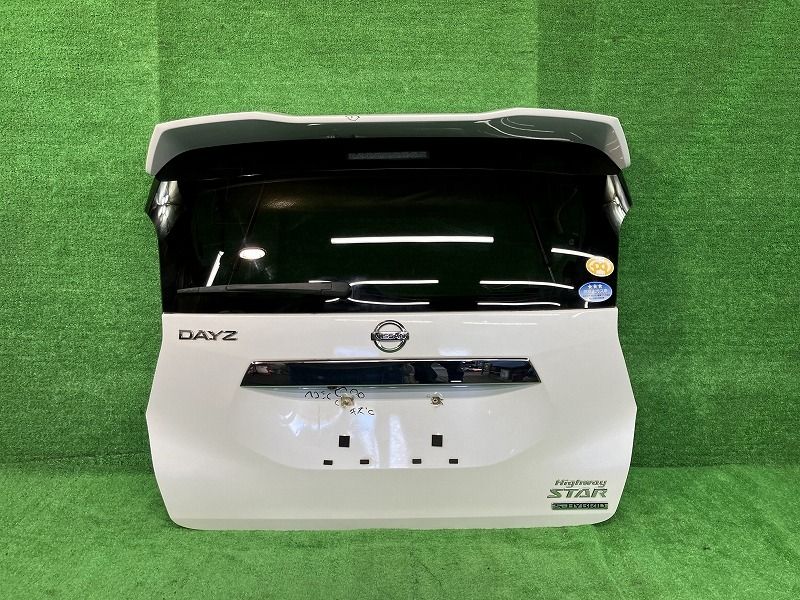 126 車・バイク・自転車 デイズ B45W バックドア・リアゲート  