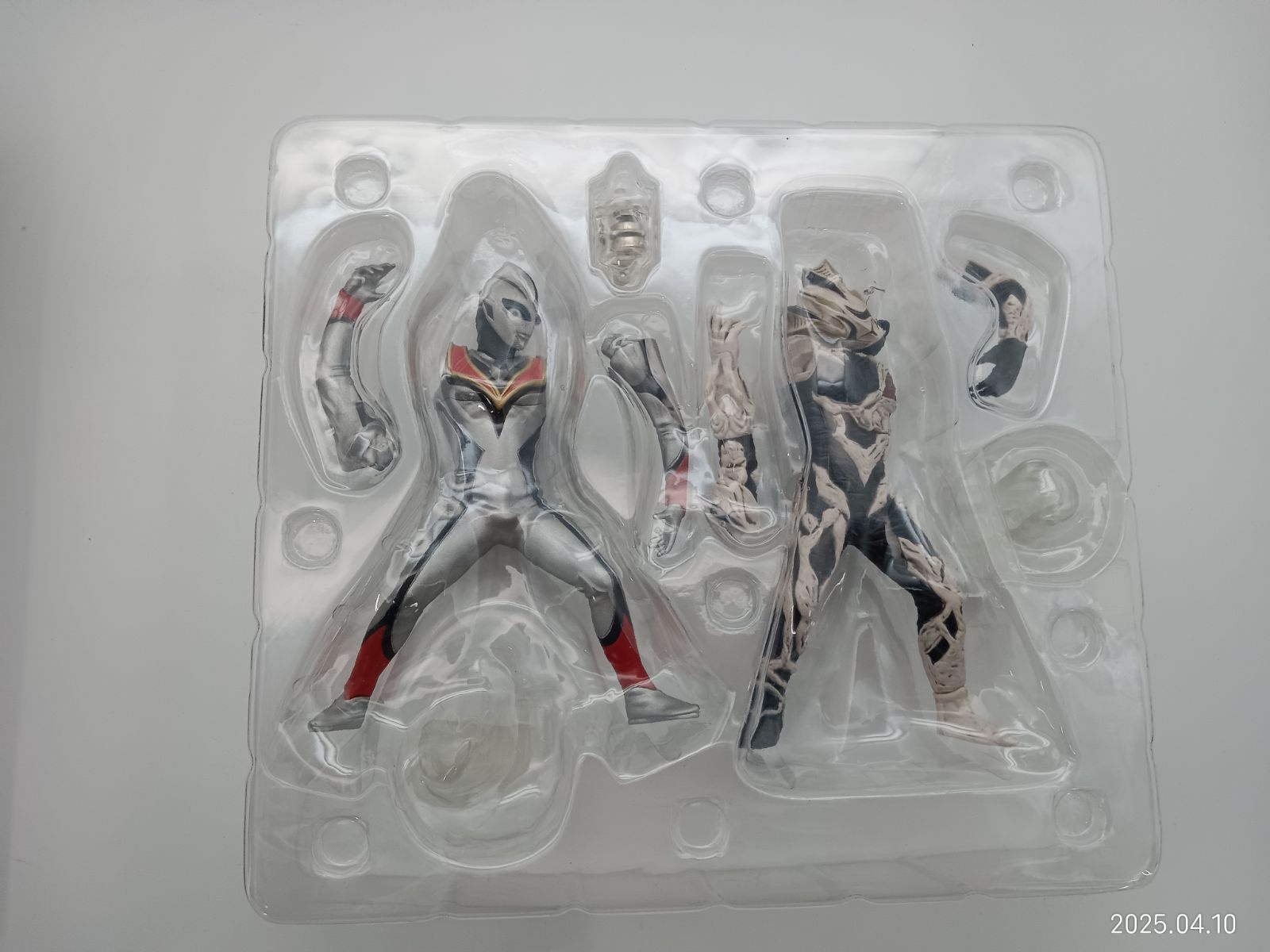 ULTRAMAN ウルトラマン