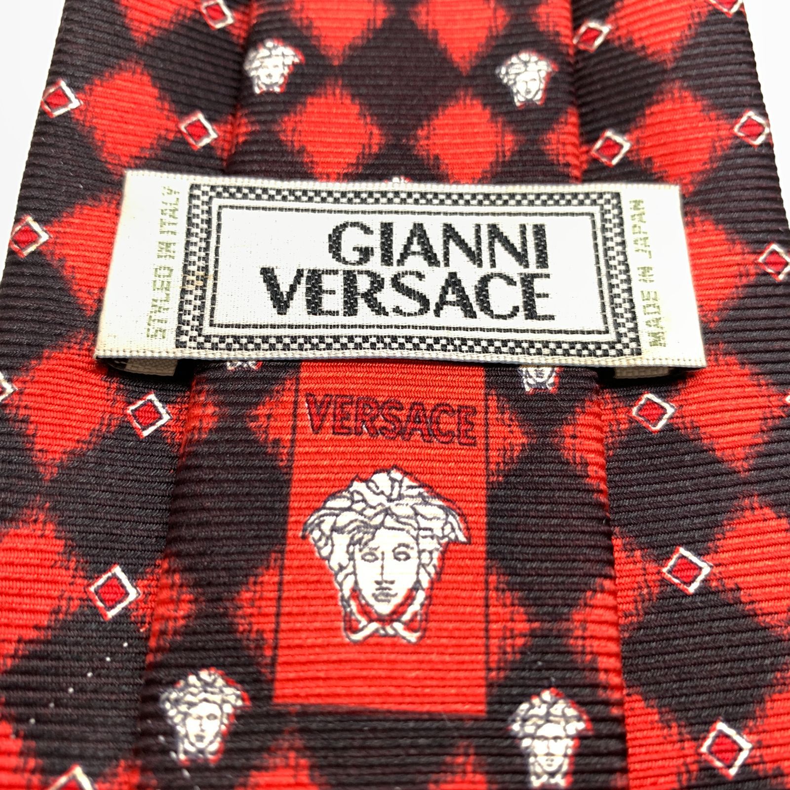 f001l H GIANNI VERSACE ネクタイ ゴージャス 赤 金 メデューサ 菱型