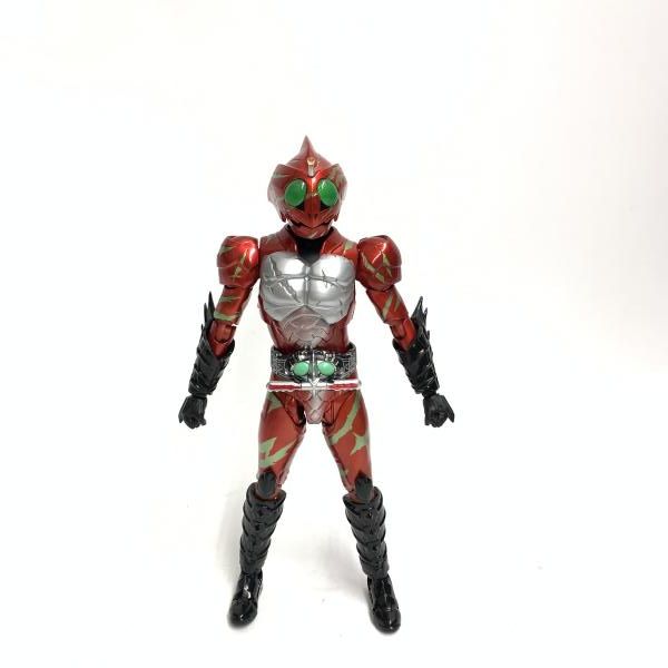 人気 【】開封)S.H.Figuarts 仮面ライダーアマゾンアルファ[18]