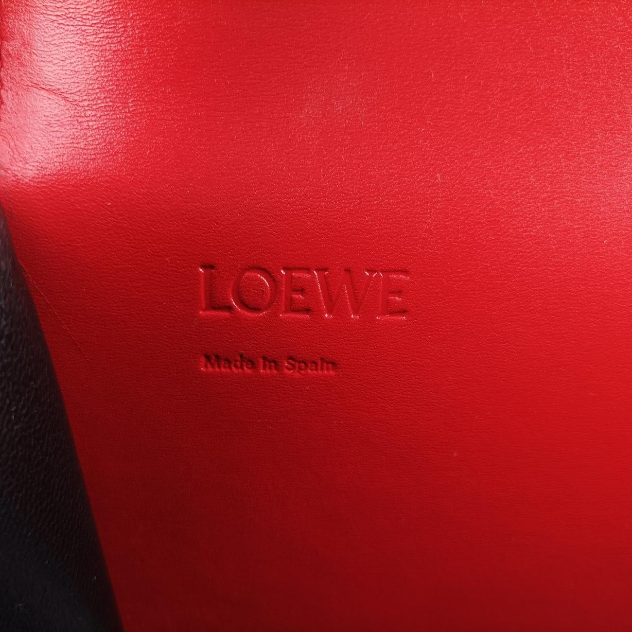 ロエベLoeweバルセロナ レッド