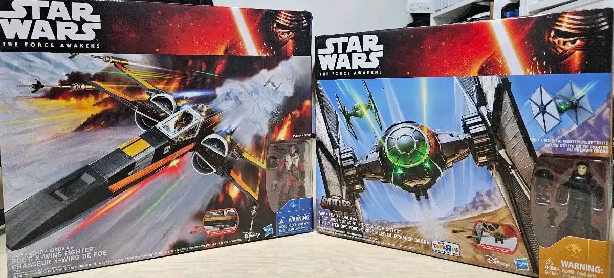 未開封 Star Wars ： X ー wing ／ TIE fighter