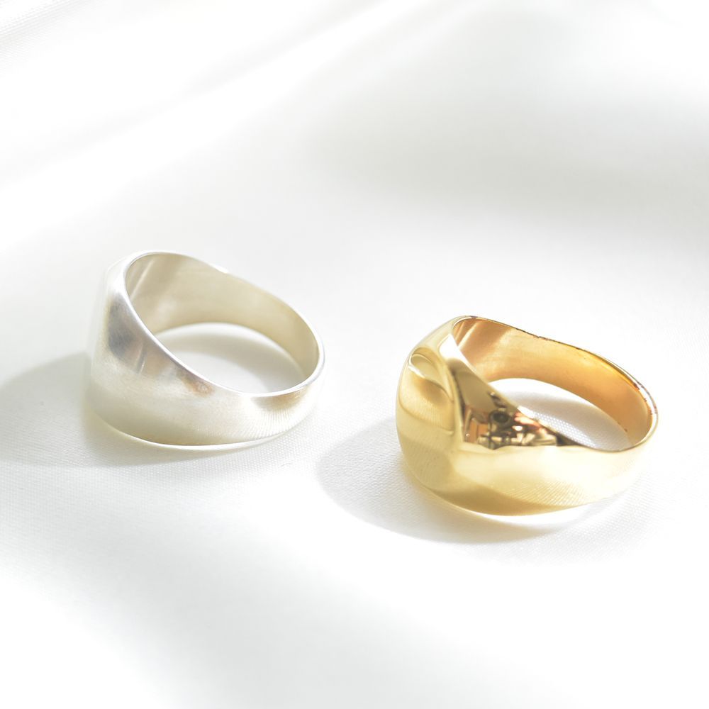 希少 美品 JIL SANDER ジルサンダー ゴールド 真鍮 リング M 希少 美品 JIL SANDER ジルサンダー ゴールド 真鍮 リング M
