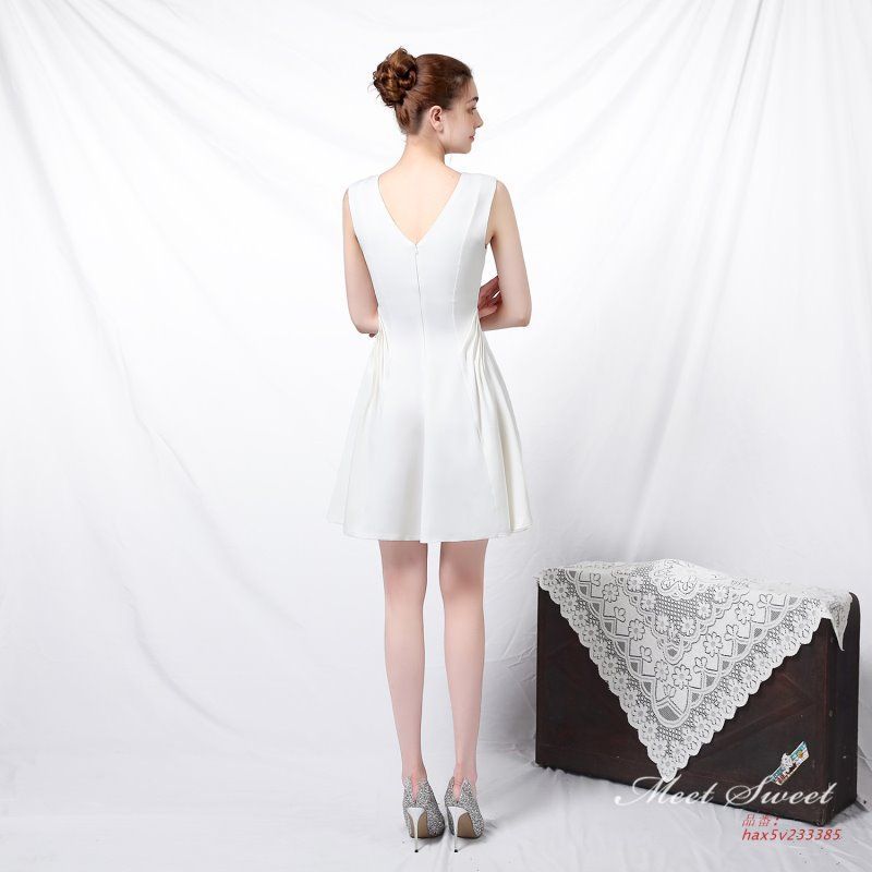 ミディアムドレス