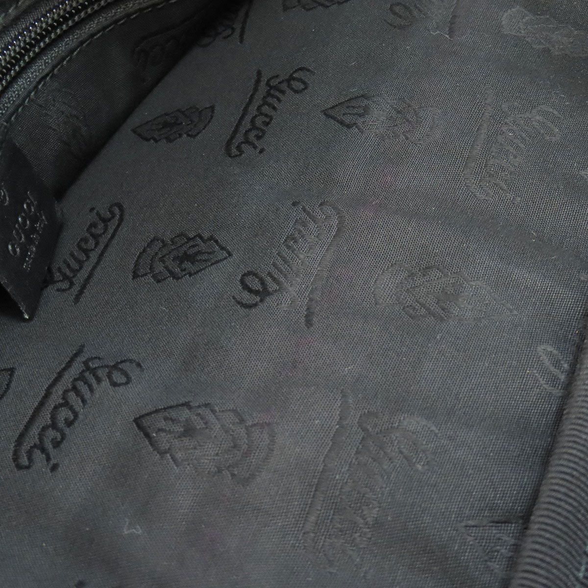 未使用級 GUCCI グッチ 211107 ショルダーバッグ GG インプリメ 2025年最新】GUCCI グッチ 211107の人気アイテム - メルカリ