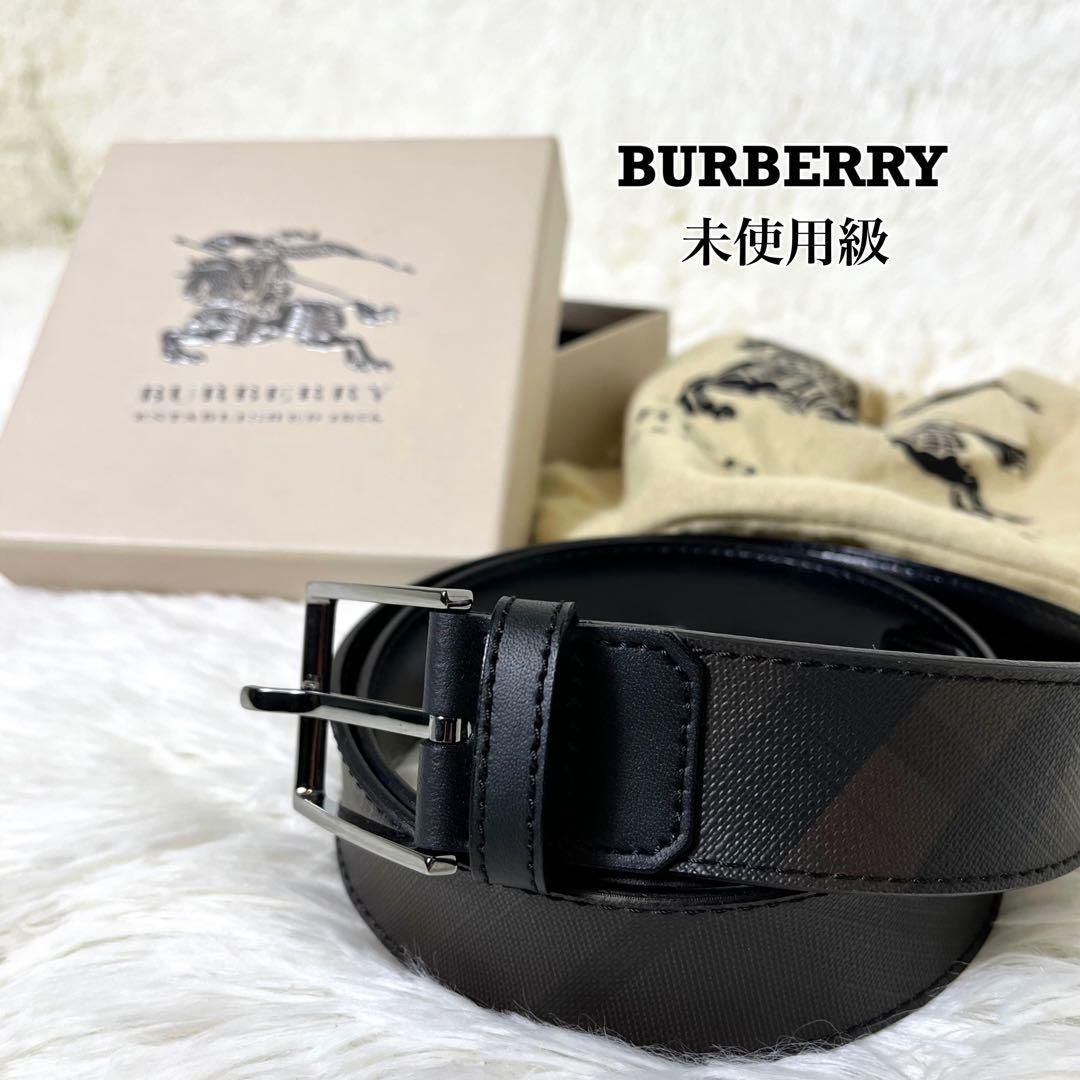 未使用級 イタリア製 BURBERRY ベルト レザー ノバチェック 黒 【公式